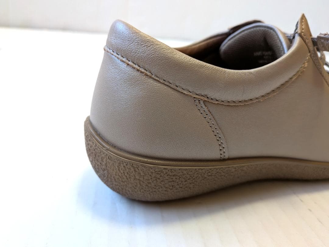 美品 アキレスソルボ コンフォート スニーカー レザースリッポン 24.5