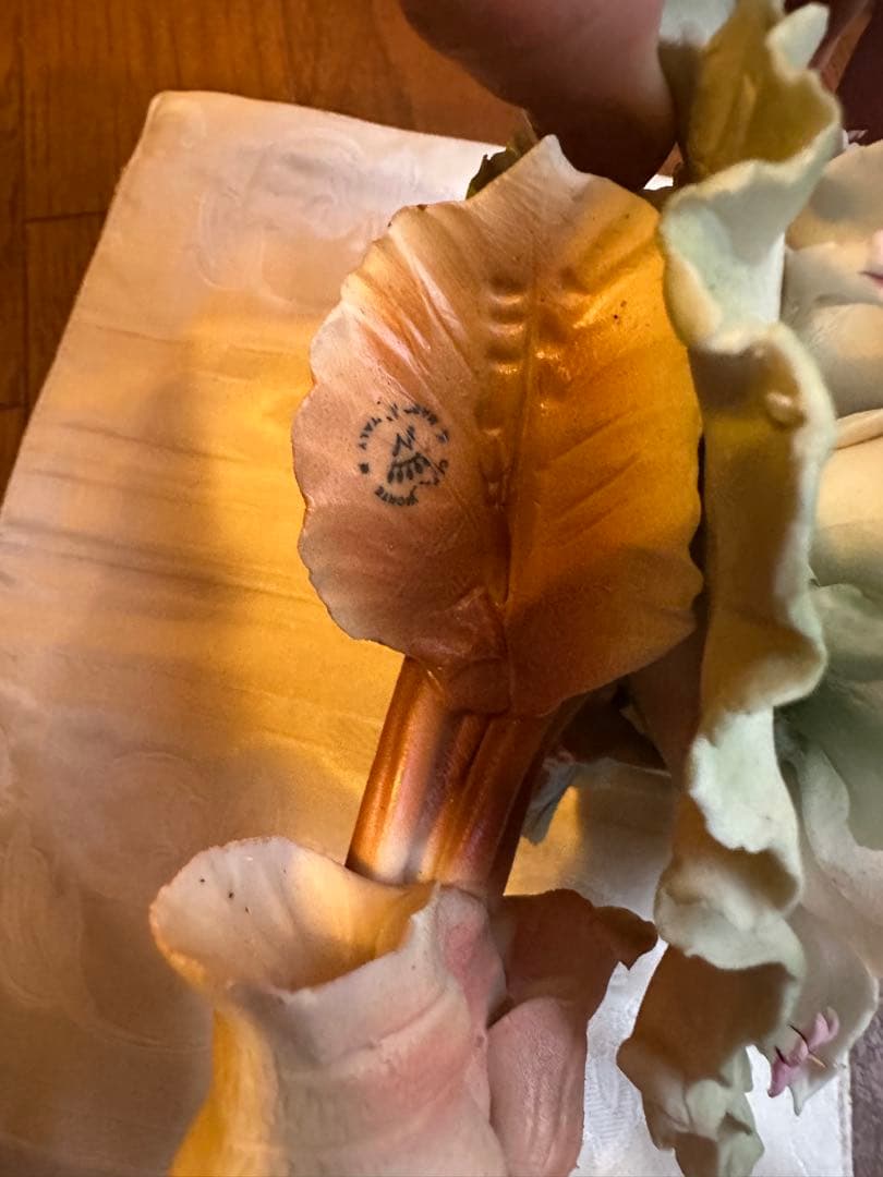 CAPODIMONTE焼き　陶器花束 証明書付き