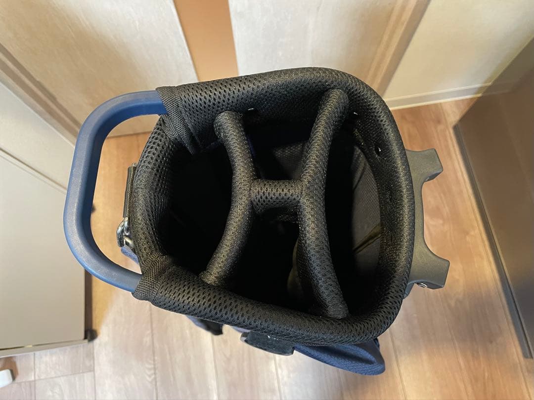 //再値下げ！！//  Armourスタンド式キャディバッグ 6型軽量