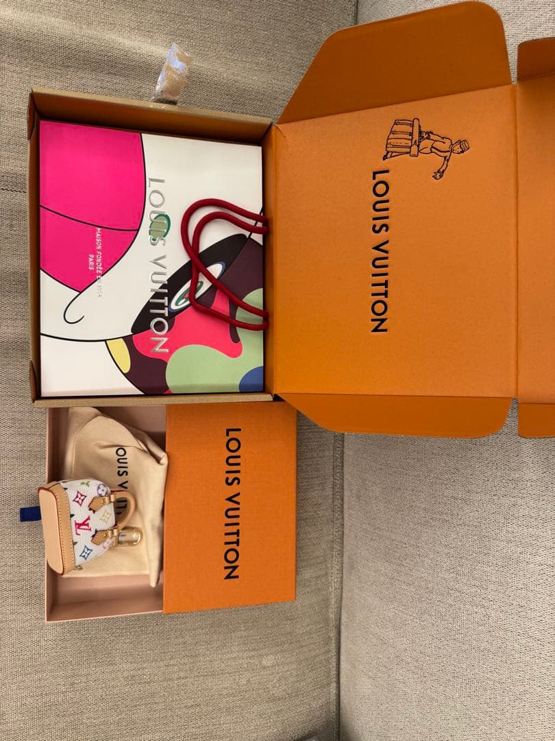 Louis Vuitton×村上隆2025 バッグチャーム・マイクロ アルマ