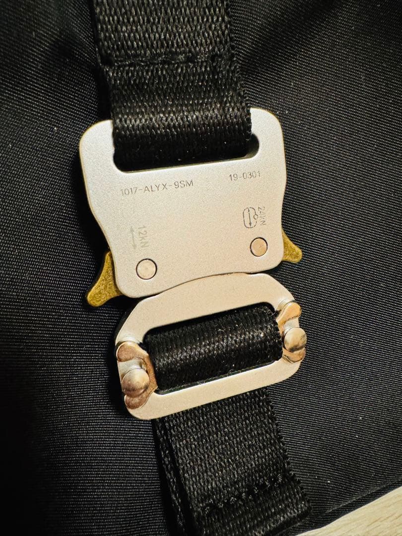Alyx アリクス　ショルダーバッグ　男女兼用