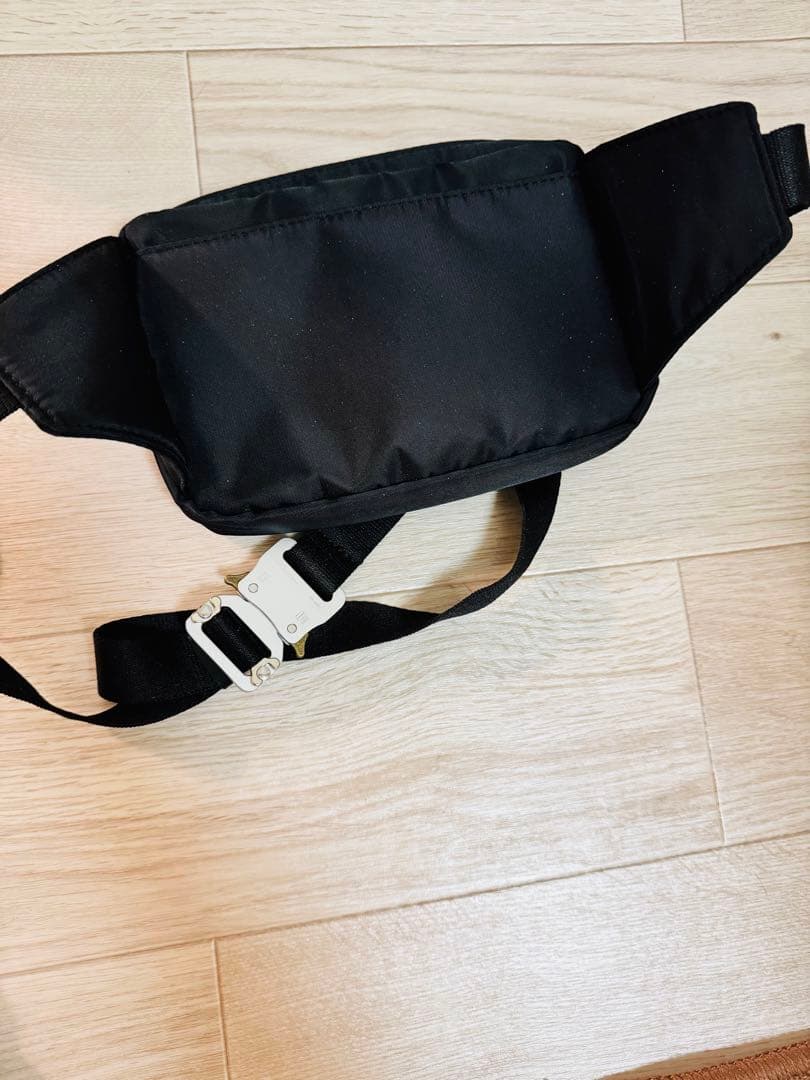 Alyx アリクス　ショルダーバッグ　男女兼用