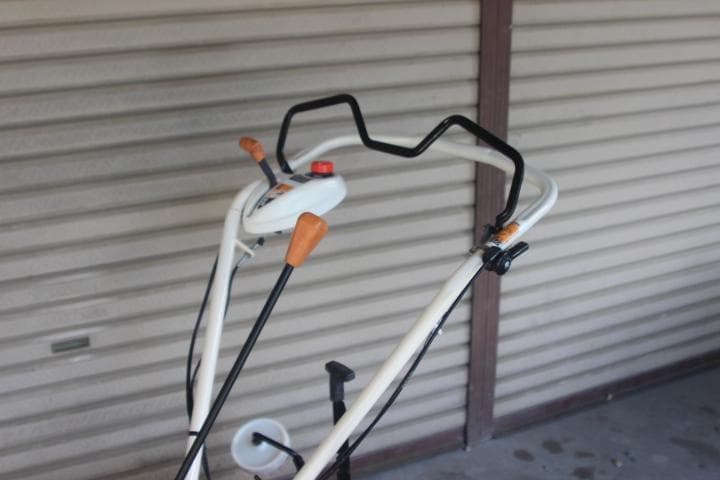 管理機・耕運機　ヤンマー　ポチ　MRT650RZ　RZロータリー　A9140