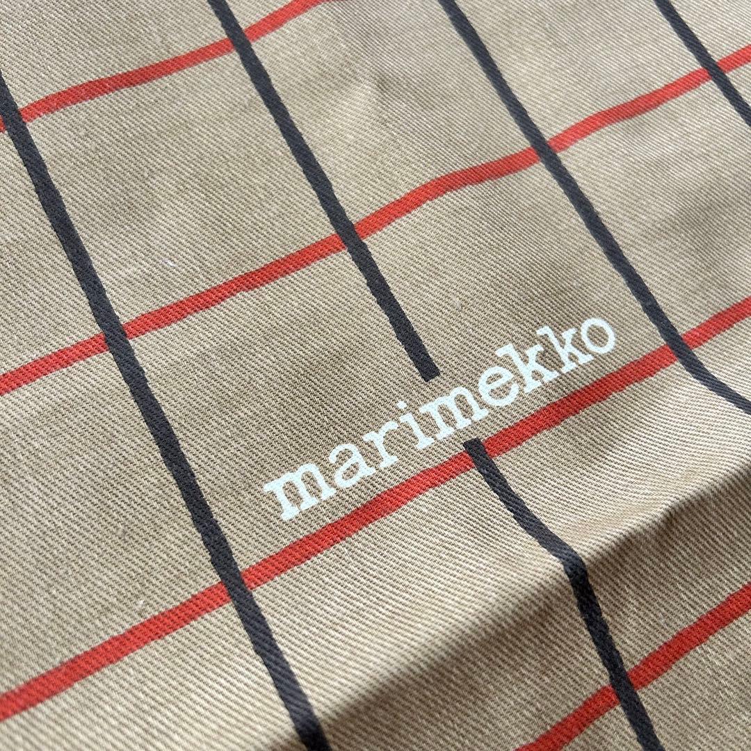 111. 【新品】marimekko チェック柄 座布団カバー 55×59