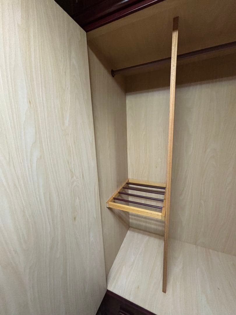 大型木製収納キャビネット