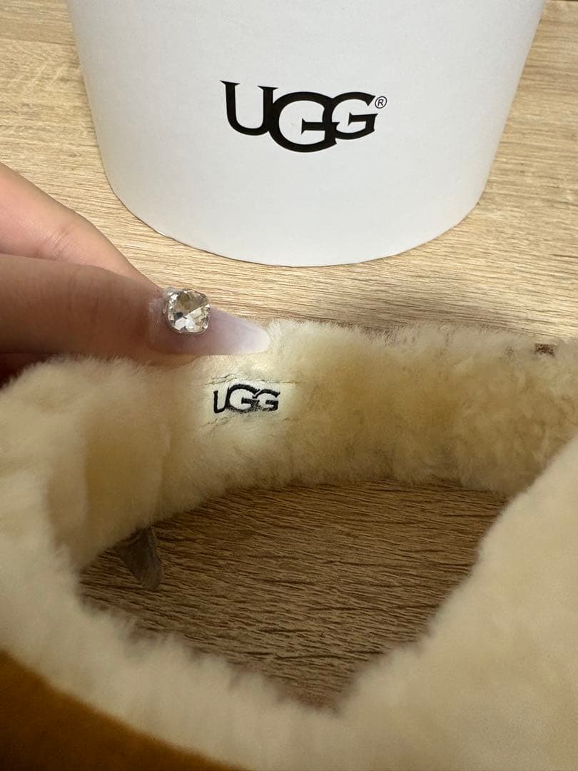 UGG フェイクファー イヤーマフ