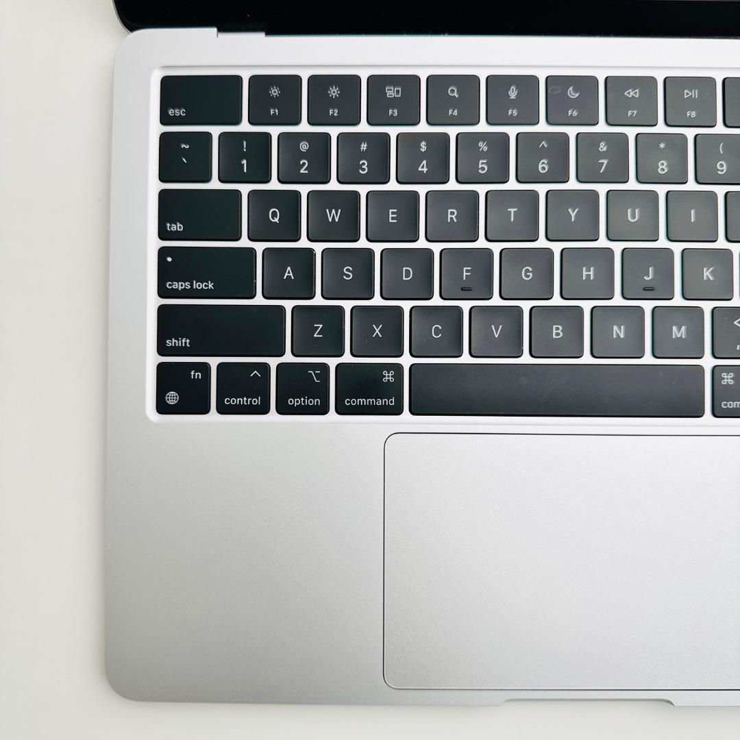 M2 MacBook Air 13インチ シルバー 1TB 16GB USキー