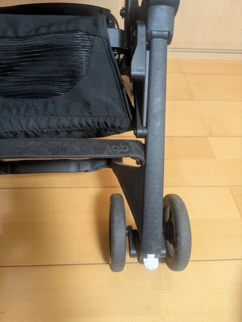 gb 折りたたみ式ベビーカー ブラック　ポキット