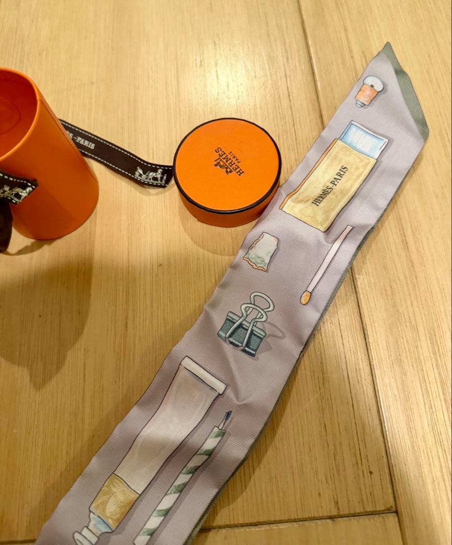 HERMES ツイリー シルクスカーフ