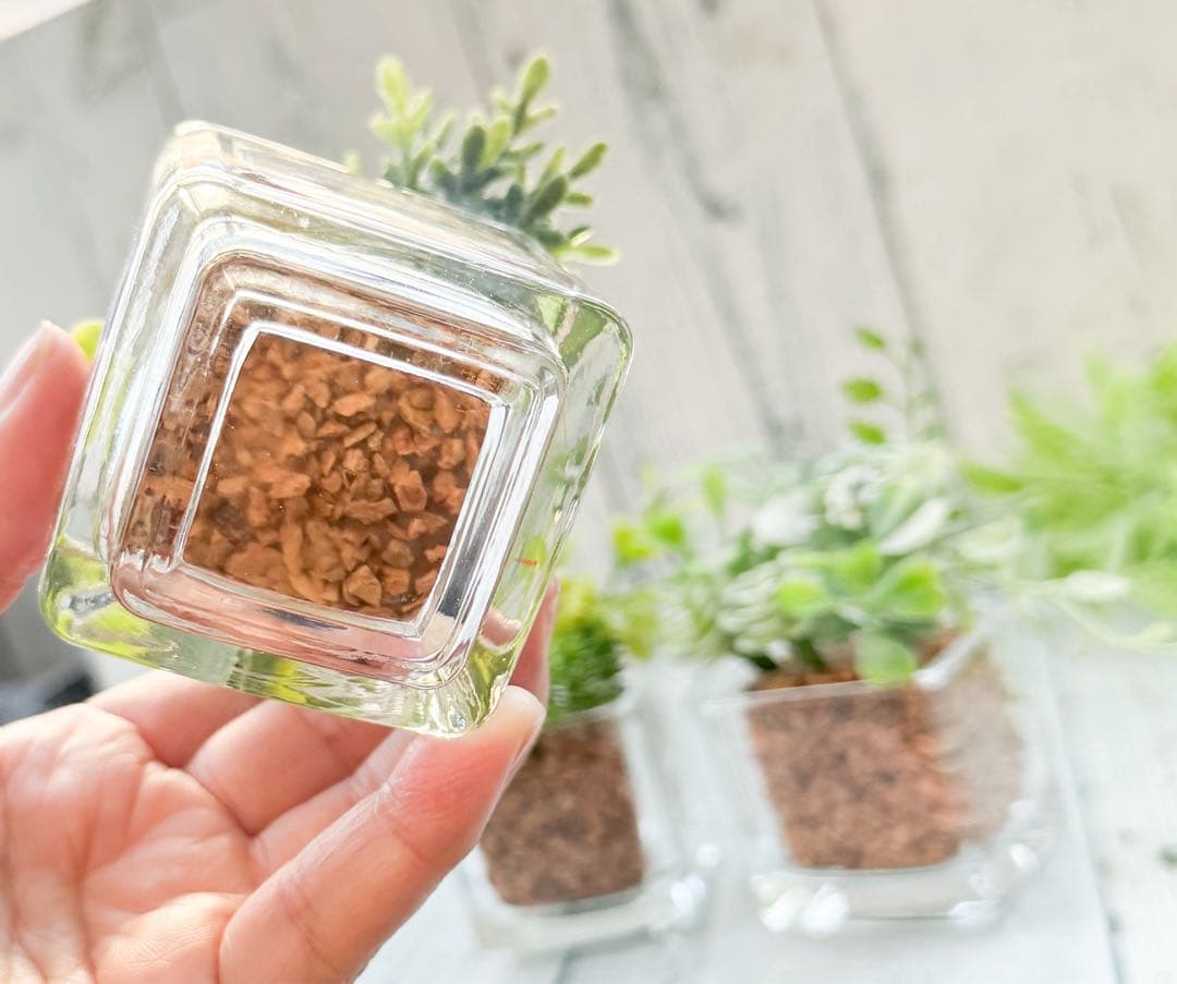 再販ガラスポットｂフェイクグリーン寄せ植え風アレンジ▫️フェイク多肉植物・観葉植物