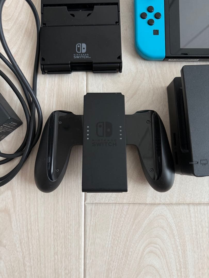 Nintendo Switch 青/赤 本体 + 付属品