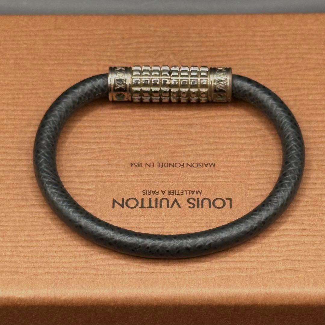 LOUIS VUITTON ブラスレ ディジット タイガ M6629E