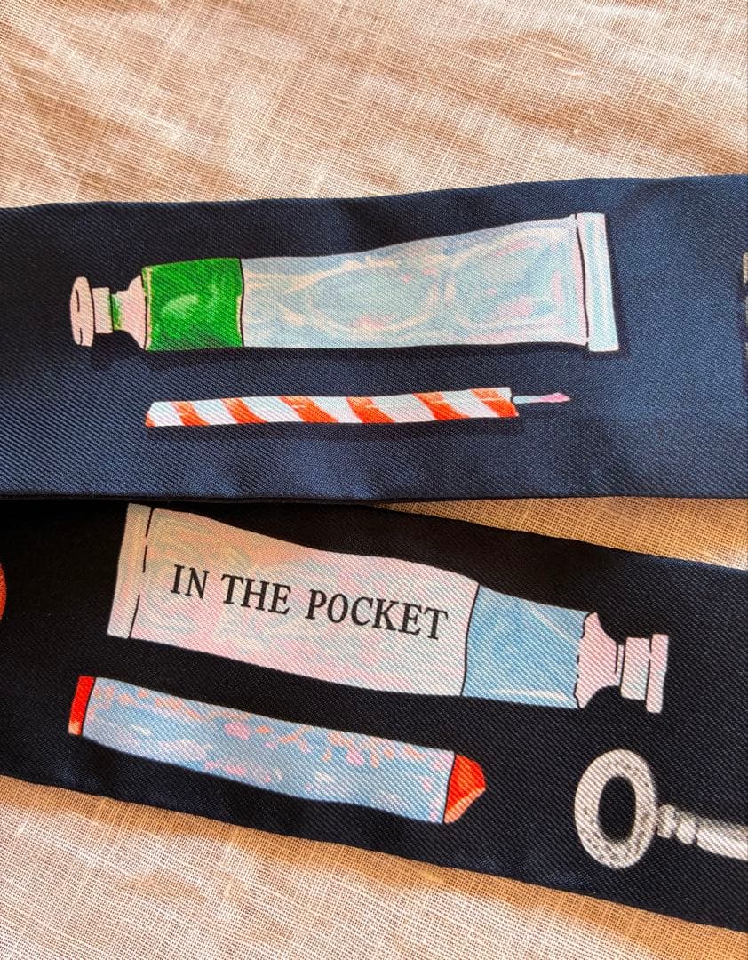 エルメス　ツイリー　インザポケット　未使用タグ付