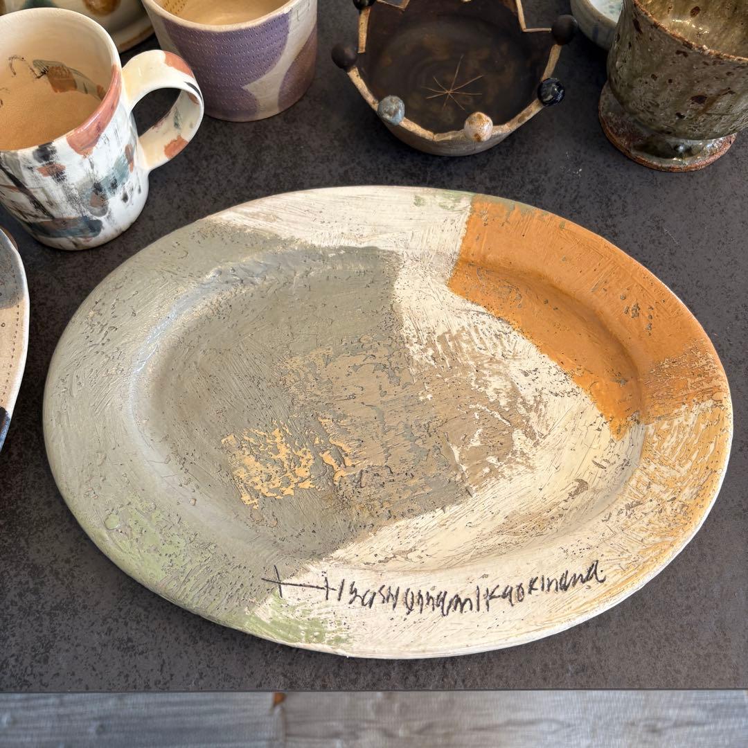 東恩納美架さんオーバル皿