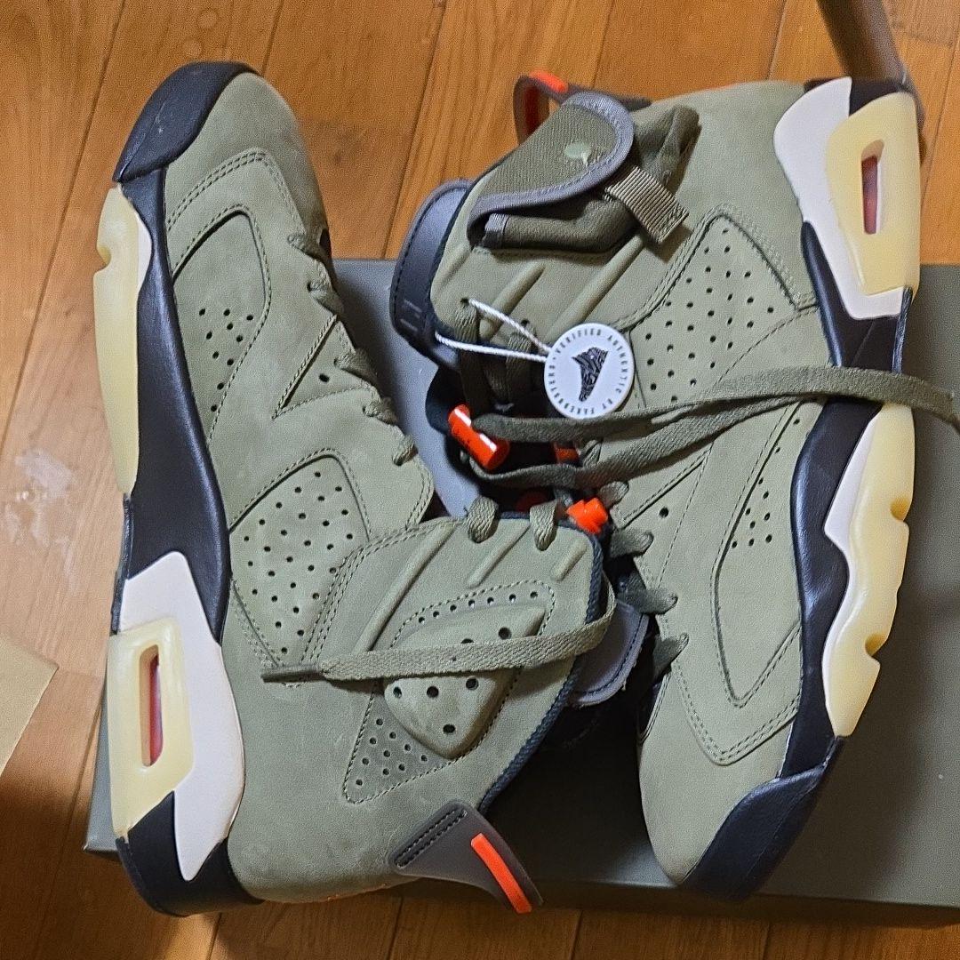 トラヴィススコット Air Jordan 6 オリーブ/ブラック/オレンジ