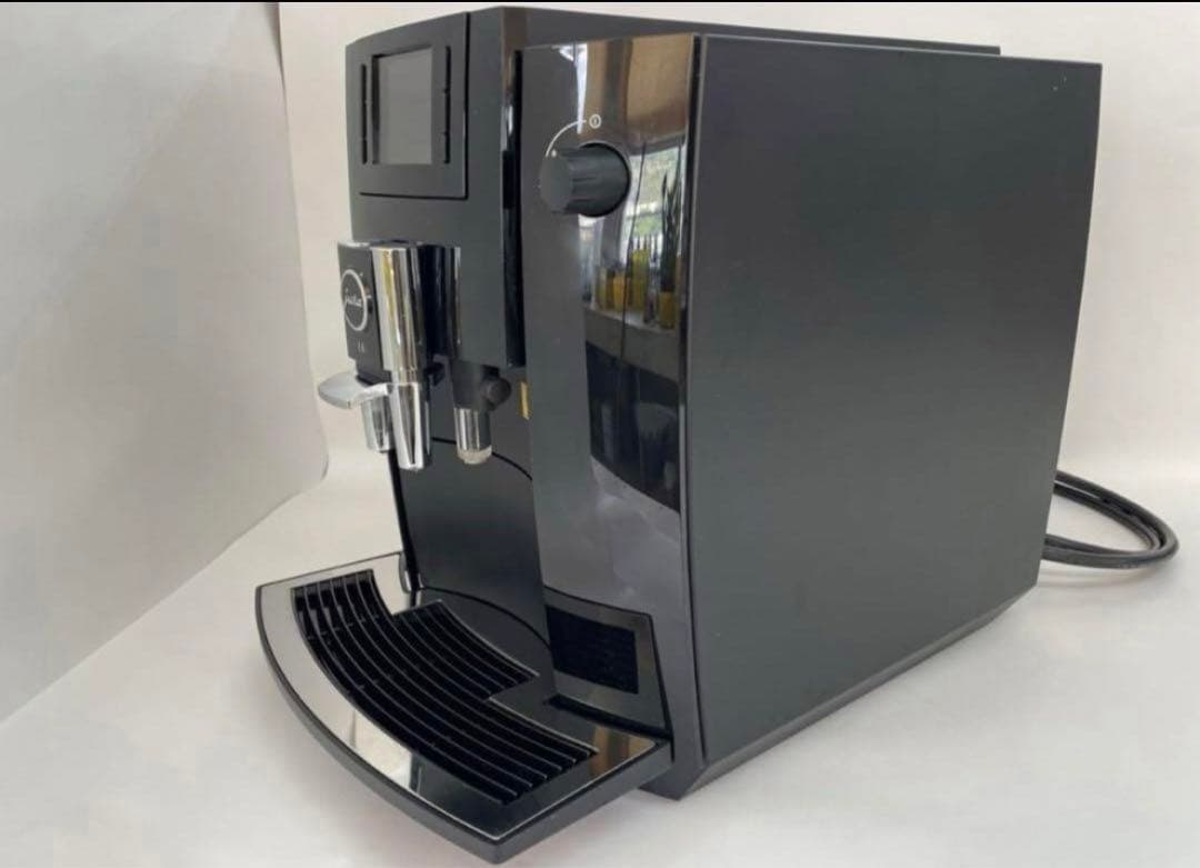 Jura E6 ユーラ　全自動　コーナーマシン　エスプレッソマシン