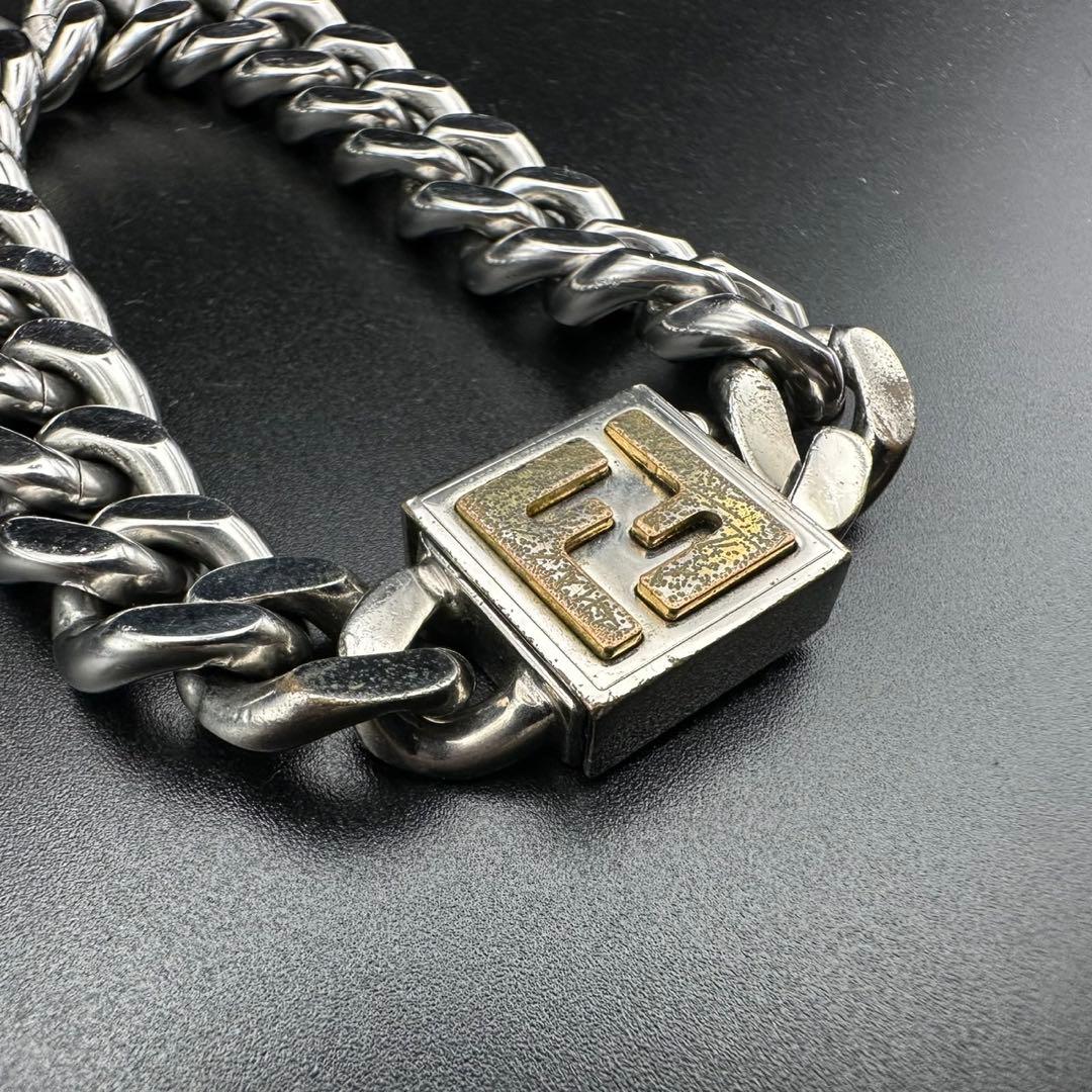 美品✨　FENDI　フェンディ　ブレスレット　喜平　チェーン　ロゴ　1429