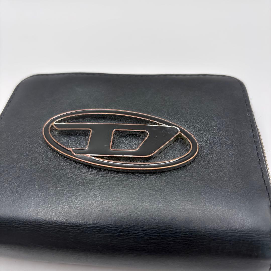 DIESEL 二つ折り財布　1dr ロゴ　ラウンドジップ　ブラック　デカロゴ