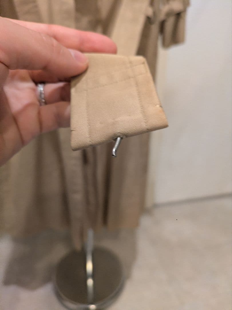 BURBERRY　ベージュ トレンチコート ダブルブレスト
