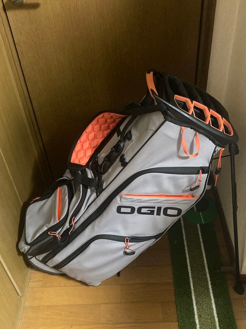 OGIO オジオ　ゴルフバッグ・キャディバッグ グレー/オレンジ