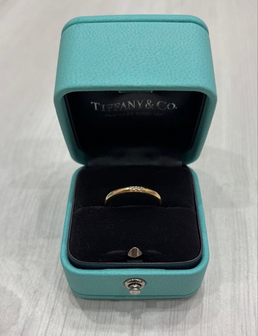 ティファニー フォーエバー クラシックバンド ダイヤ リング 750 YG 8号
