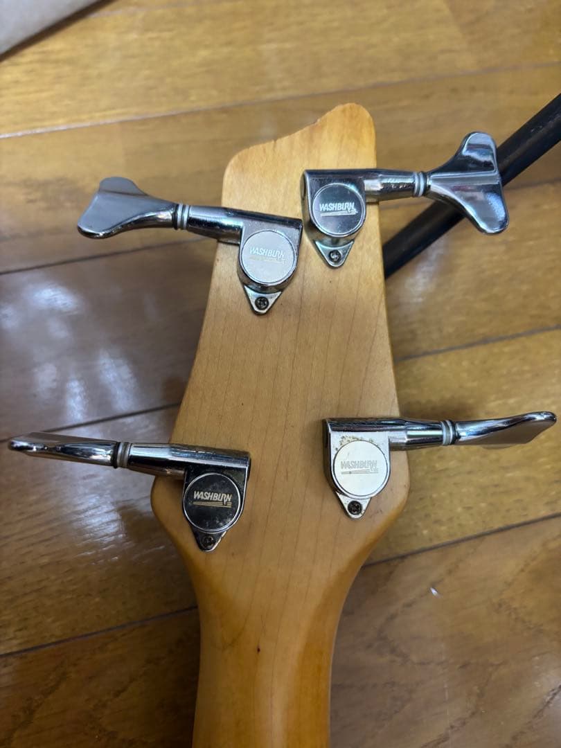 Washburn/エレキベース PAT BADGER シグネチャーモデルEMG
