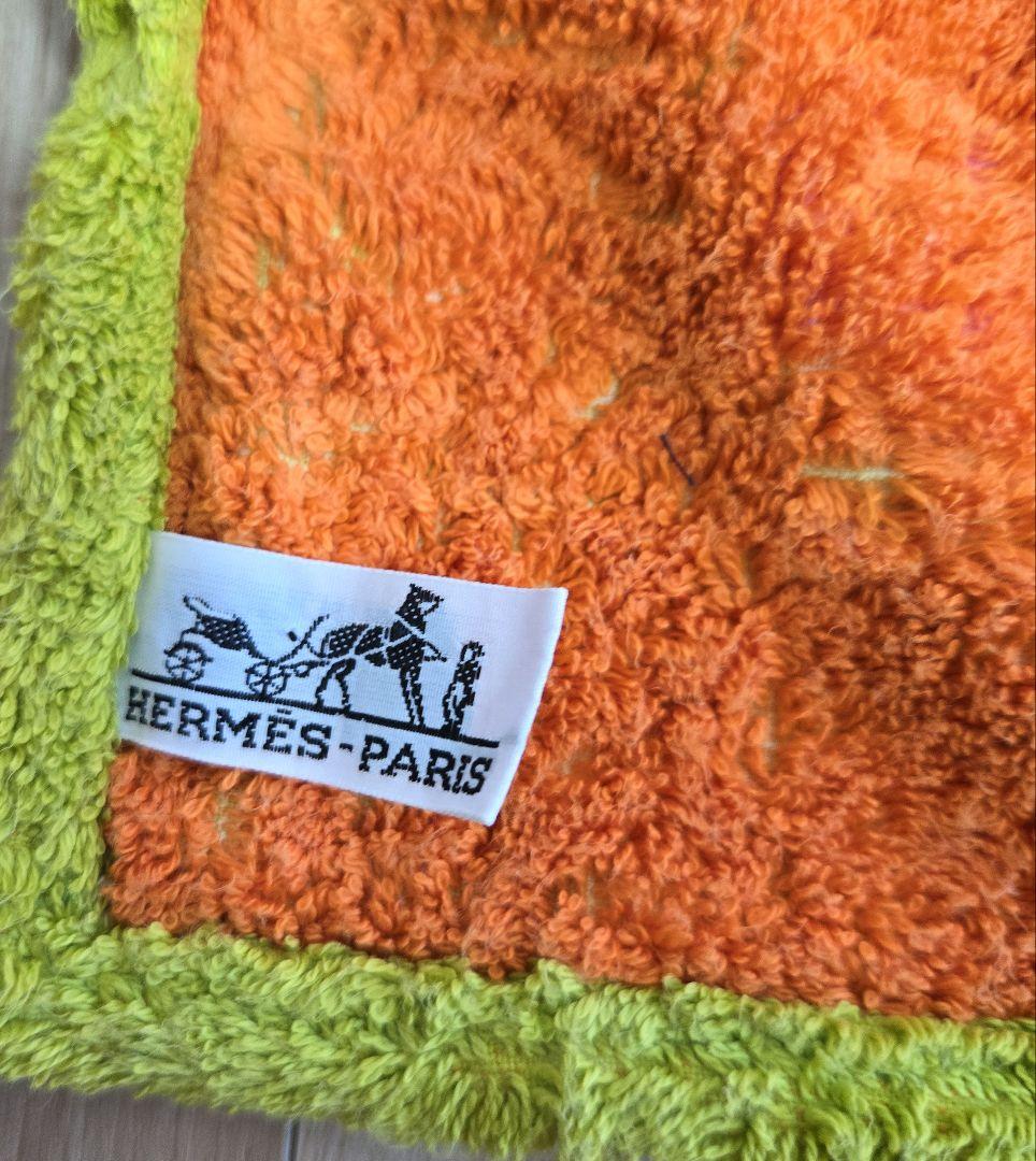 HERMESビーチタオル バスタオル カバ デザイン　ショッパー付き