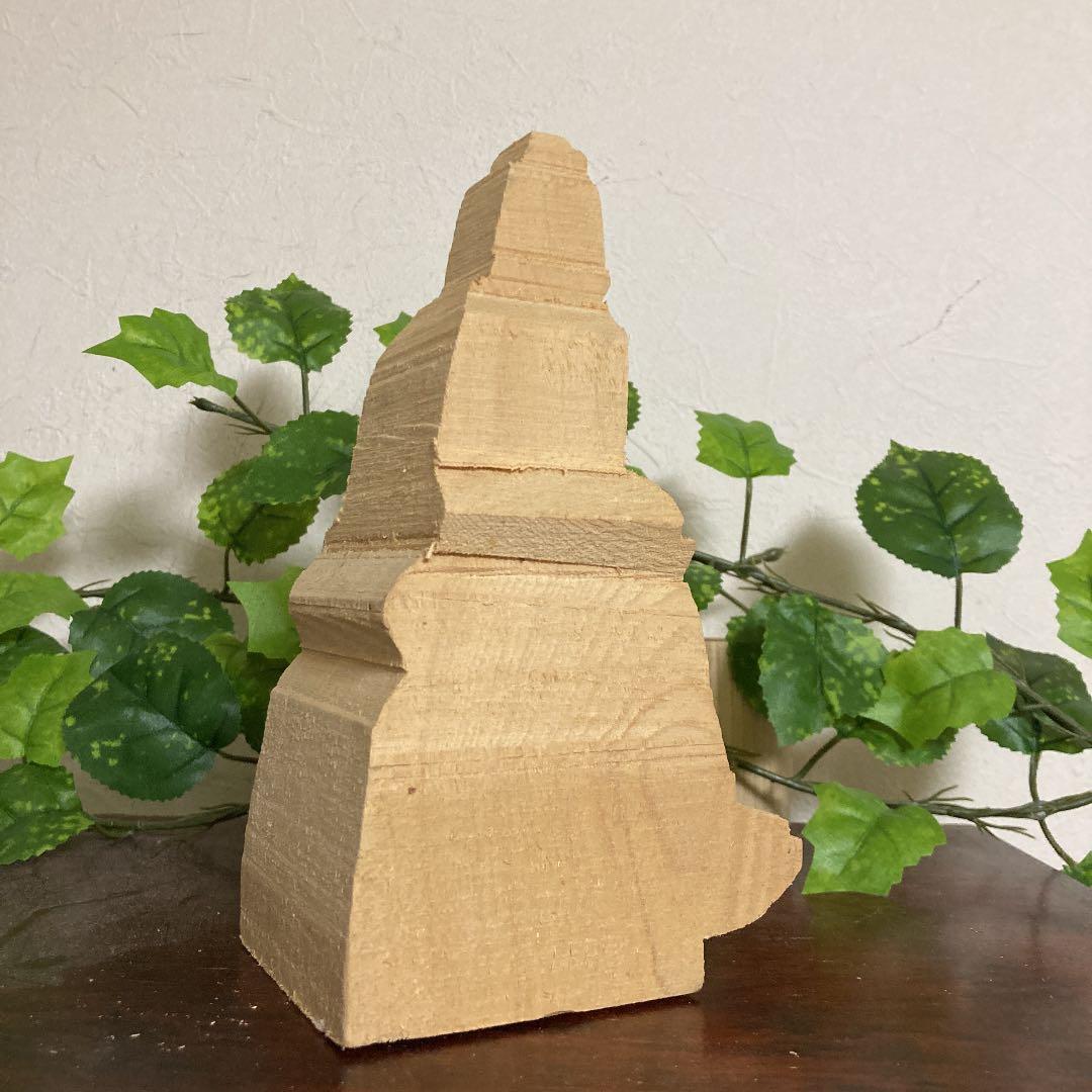 仏像彫刻用木材。弥勒菩薩像木曽檜素材。NO17,美品。彫刻用教材。魅惑の仏像。