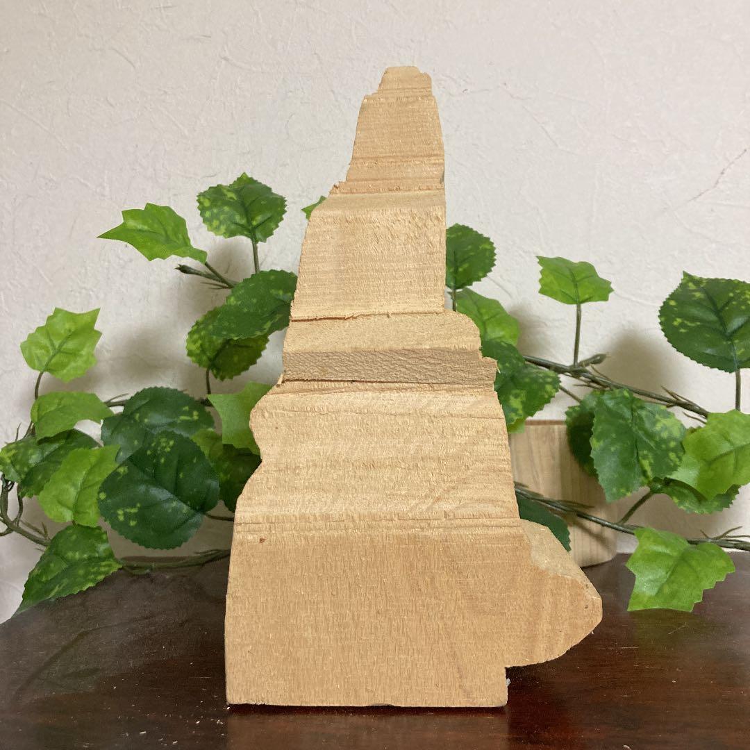 仏像彫刻用木材。弥勒菩薩像木曽檜素材。NO17,美品。彫刻用教材。魅惑の仏像。