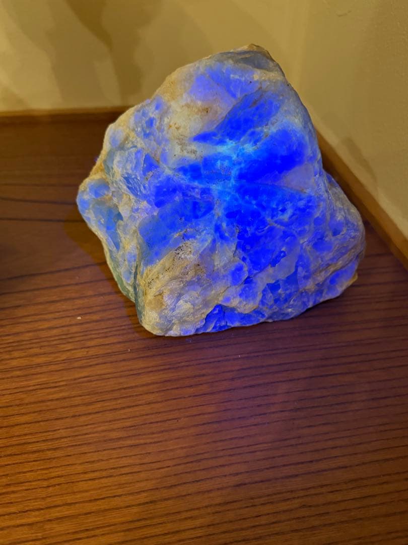 巨大　フローライト約4300g 蛍石　ラリマー アマゾナイト　翡翠　原石 鑑賞石