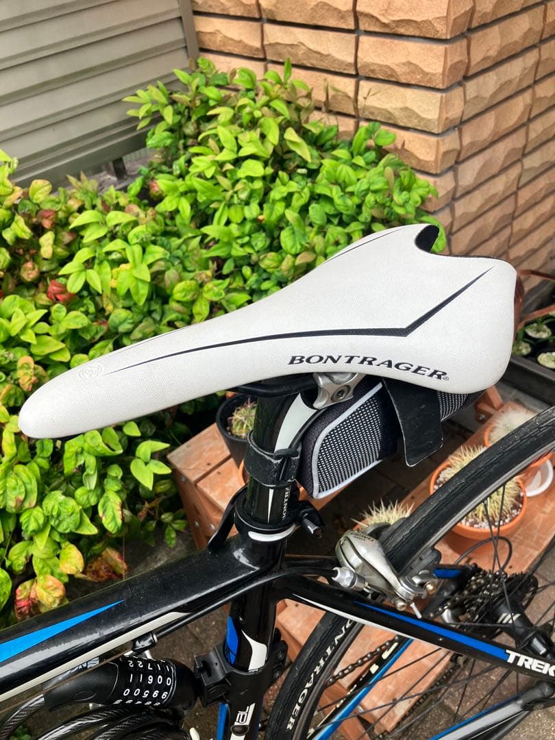ロードバイクTrek2.1alfa