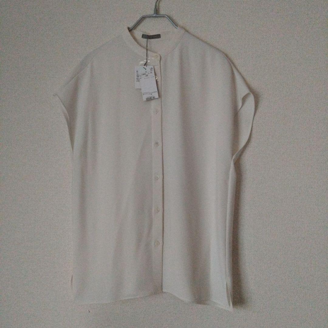 theory luxe ブラウス（タグ付新品未使用）