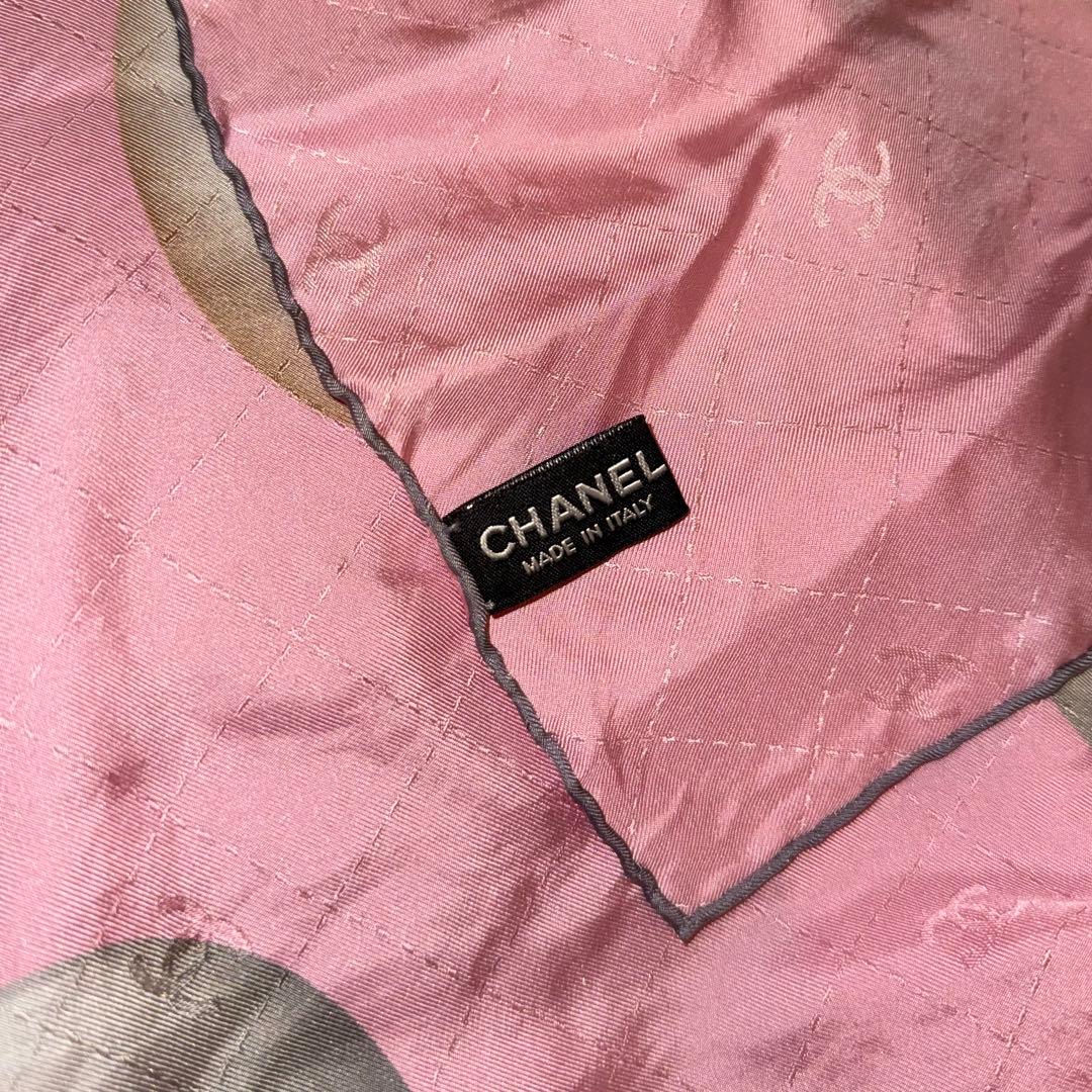 CHANEL ピンク パール柄スカーフ