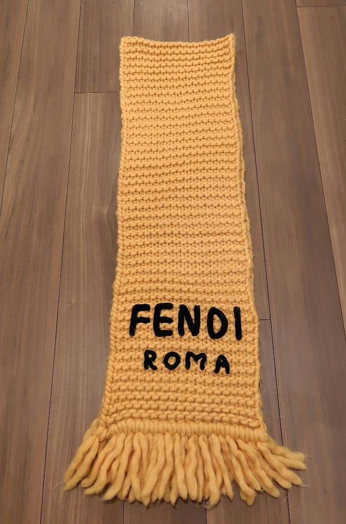 FENDI　フェンディ　マフラー