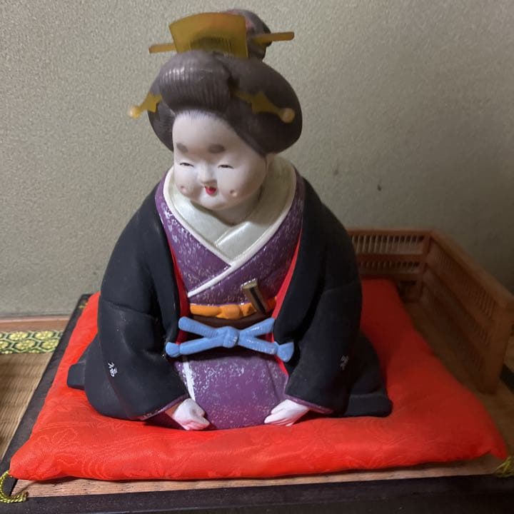 座布団付き　お福さん置物レトロ