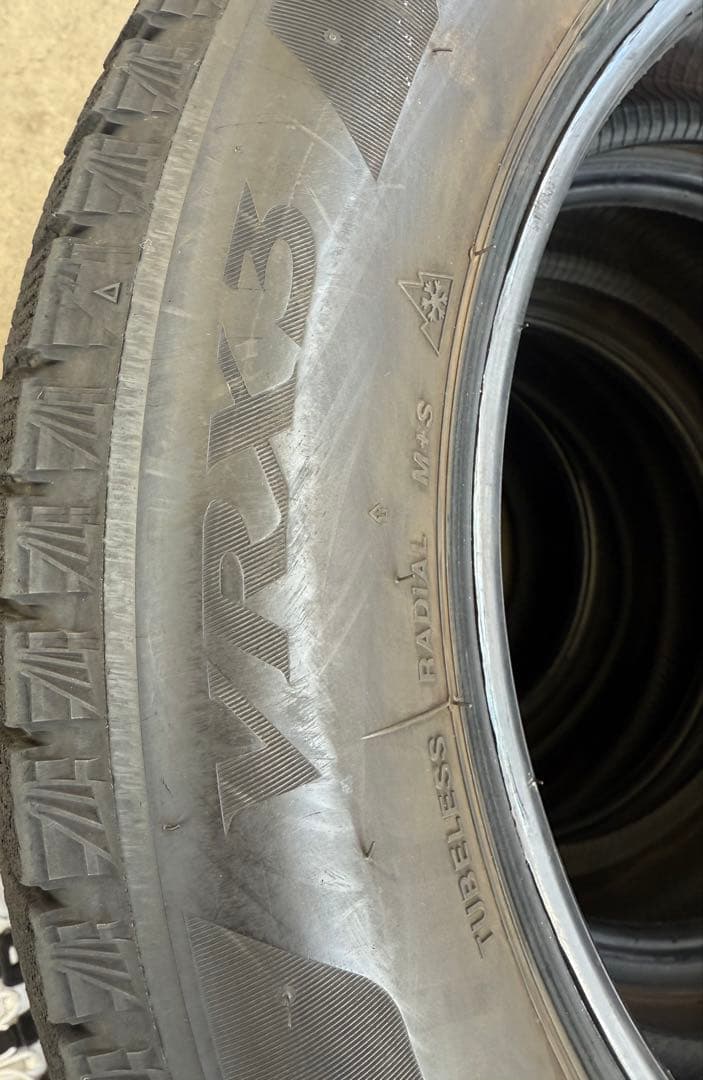 バリ山　185/60R15 ス 24年製 BS BLIZZAK VRX3