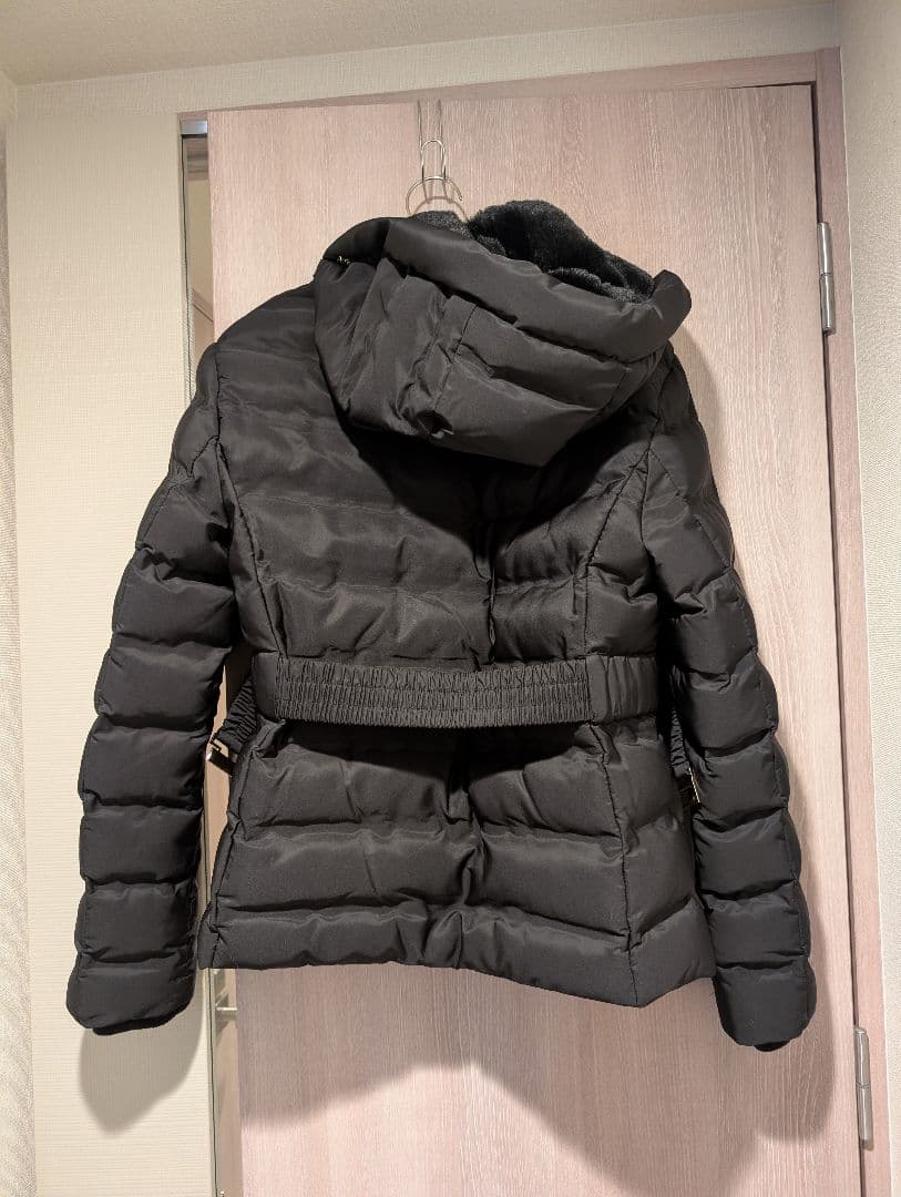 ZARA　スリムフィットショートアノラック　ダウン風ジャケット