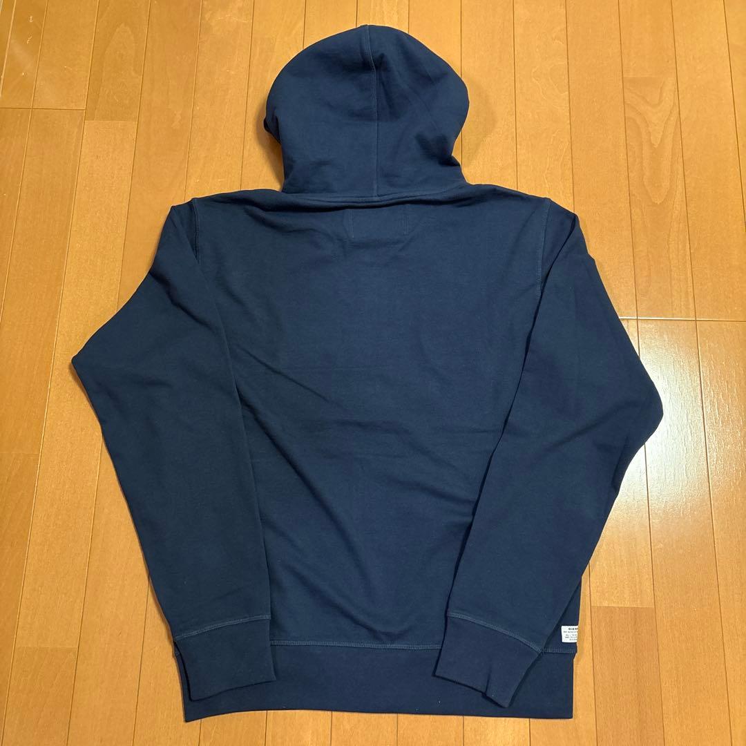 新品、未使用DIESEL ネイビー ジップアップパーカー Lサイズ