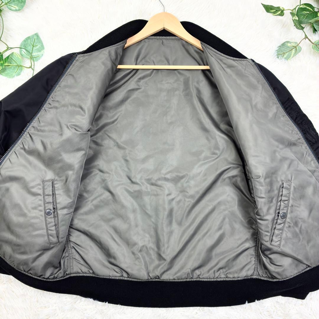 美品　アヴィレックス　リバーシブル　MA-1フライトジャケット　XL　黒　カーキ