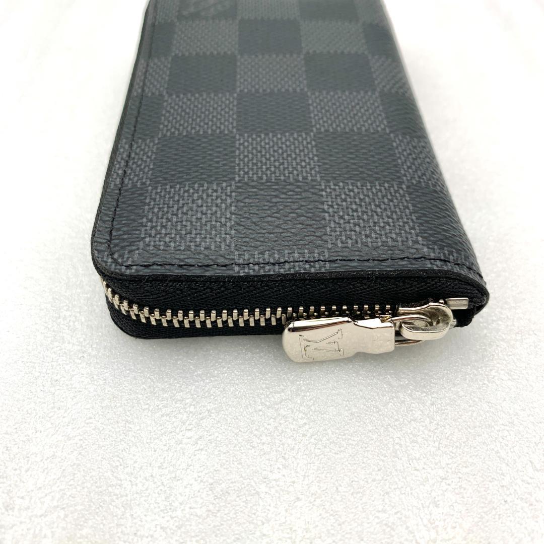 ま*む様 ルイヴィトン　ケース ジッパー型 レザー　251125154