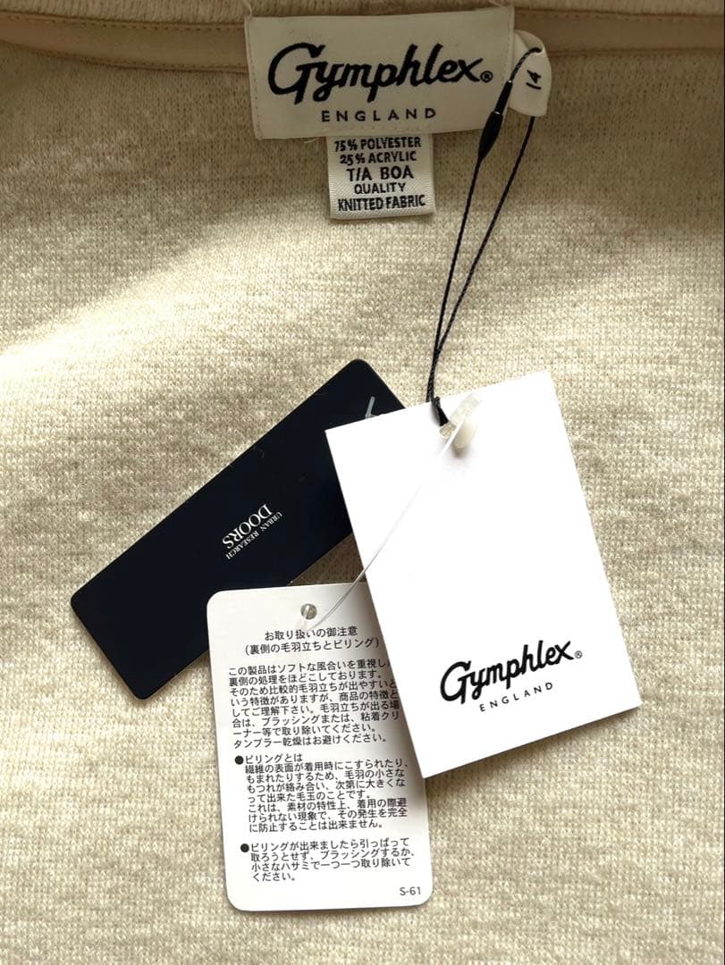 新品タグ付きGymphlex ボアベストURBAN RESEARCH DOORS