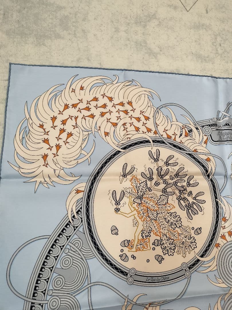 エルメス HERMES カレ90 刺繍が織りなす伝説
