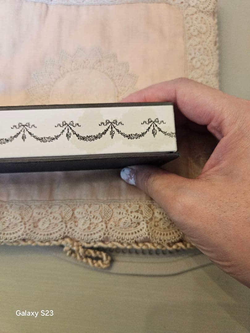 フェーブ、ラデュレ