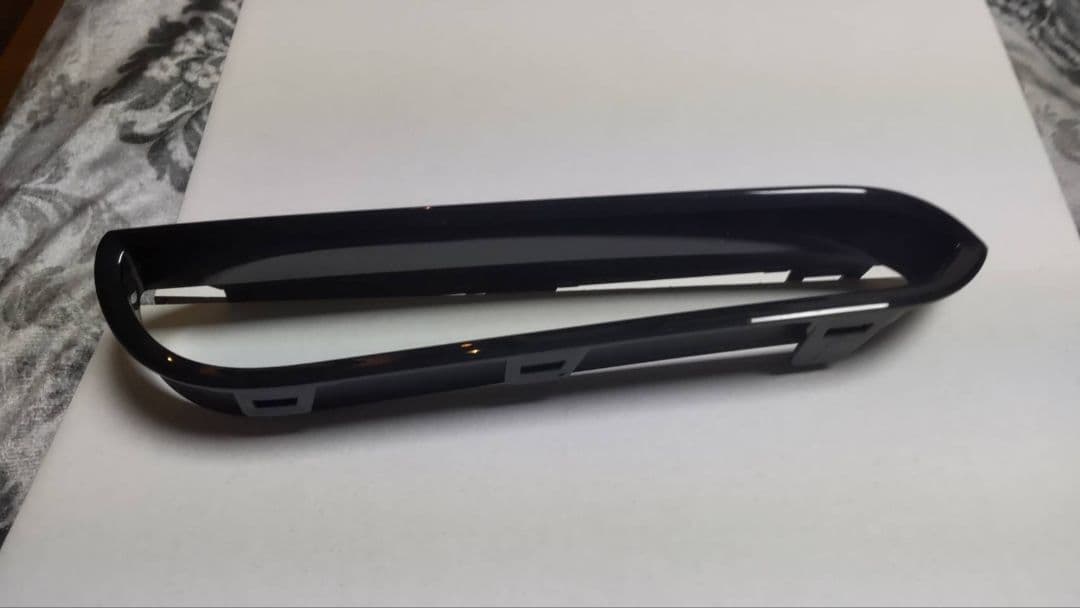 フロントバンパーサイドトリム左右