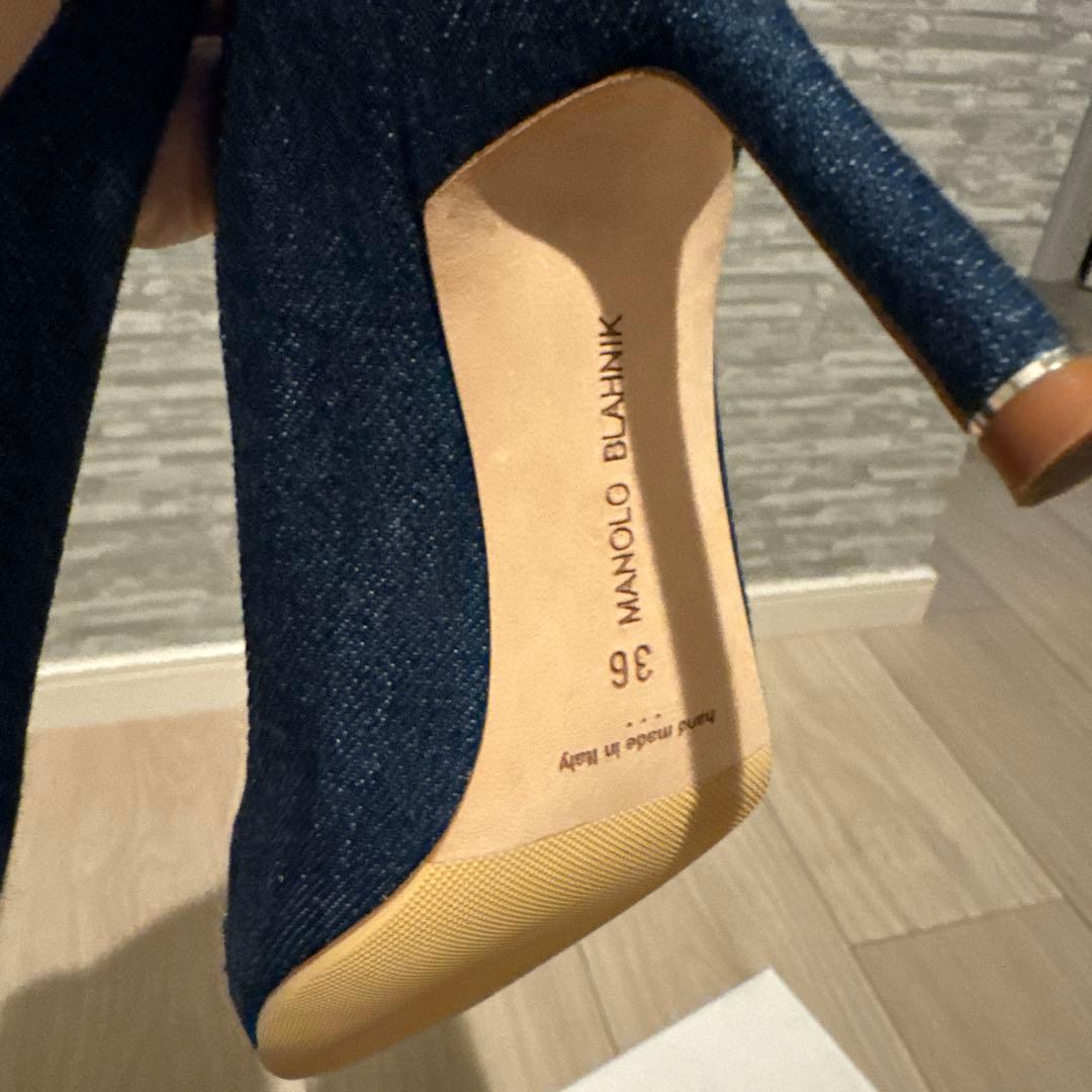 マノロブラニク　36 デニムパンプス１回着のみ