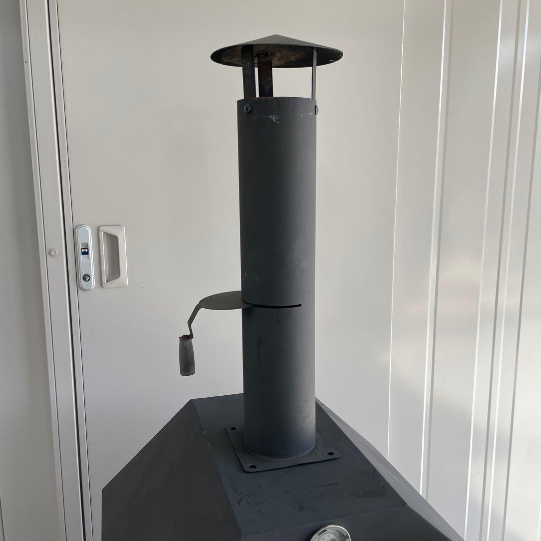 ピザ窯　持ち運びOK　アウトドア　ステーキ　バーベキュー