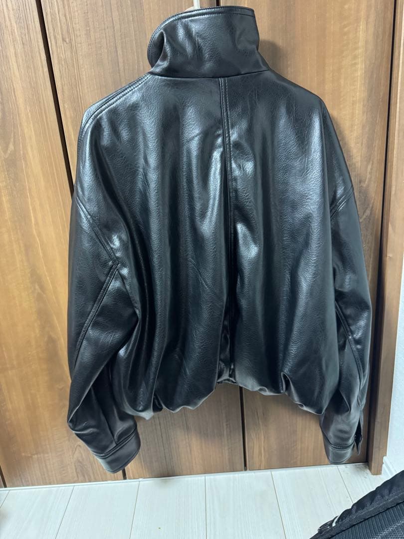 《美品》【ZARA】ザラ　ボリュームフェイクレザージャケット