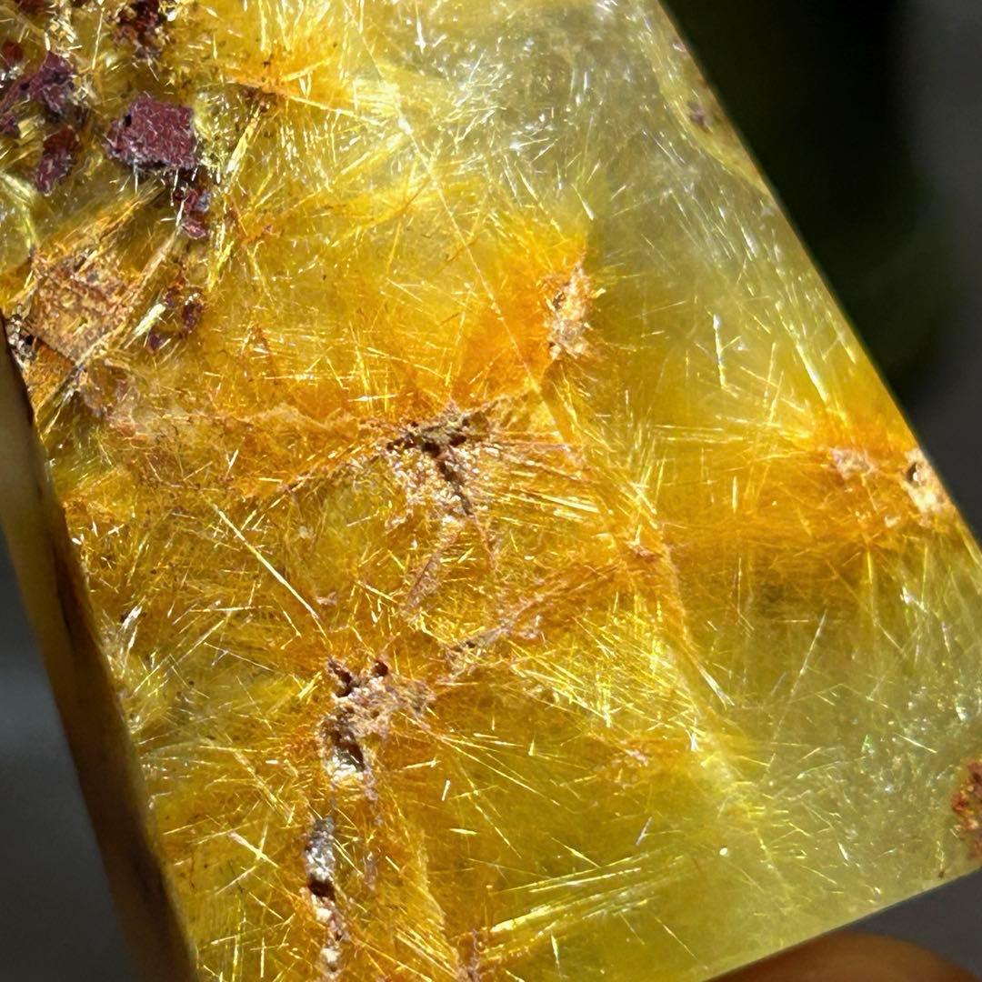 ☆最高級！フラワー　ゴールド　ガーデン　ルチル　原石　六角柱　帝王秘宝