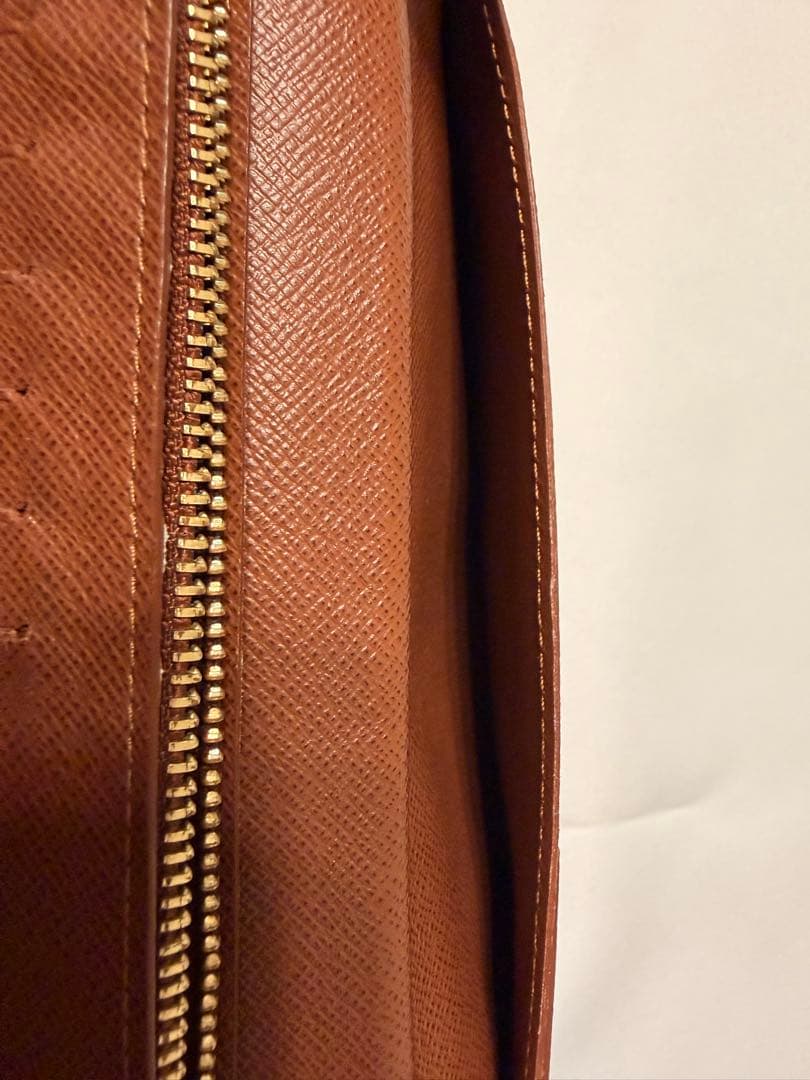 LOUIS VITTON 二つ折り長財布