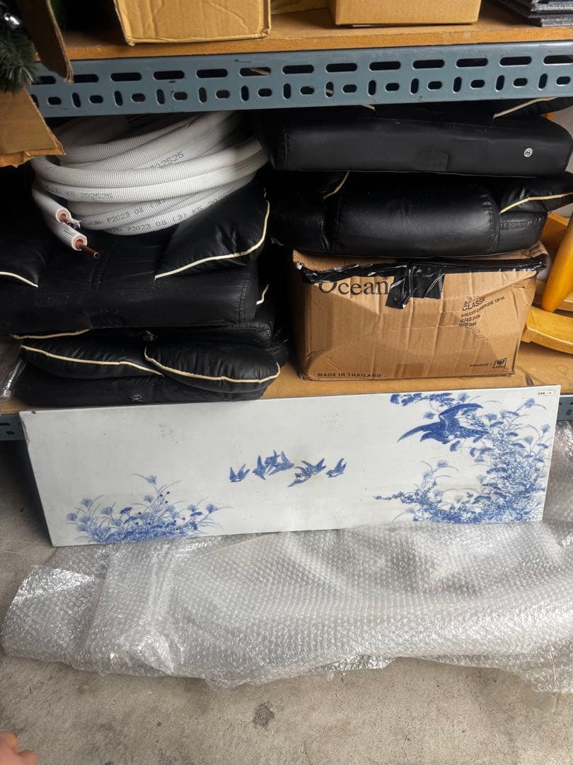 青い花と鳥のデザイン陶器プレート